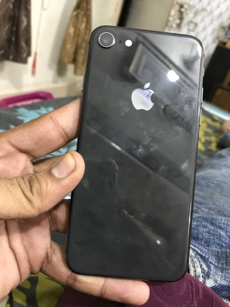 Apple iPhone 8 0