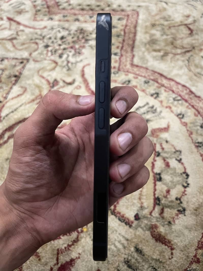 Apple iPhone 14 2