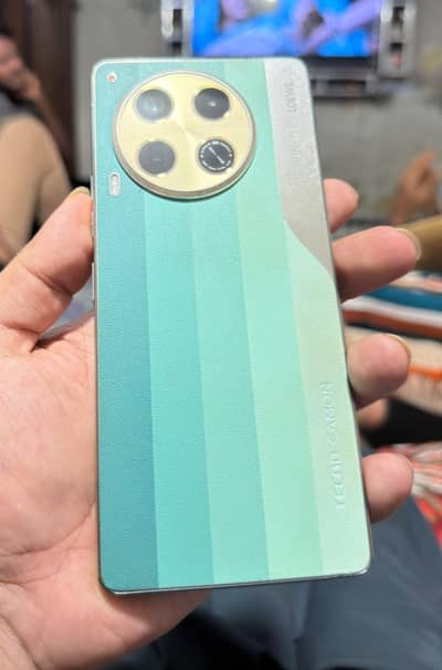 Tecno CAMON 30 LOEWE 8+8 / 256 GB