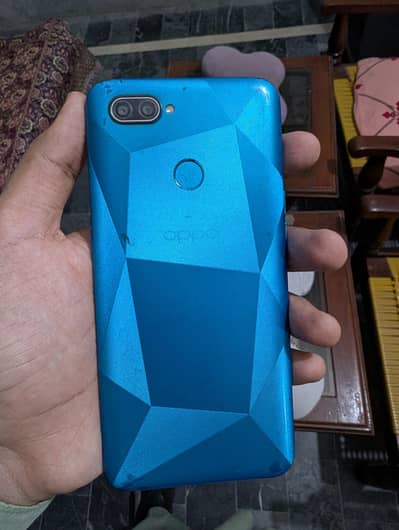 OPPO A12