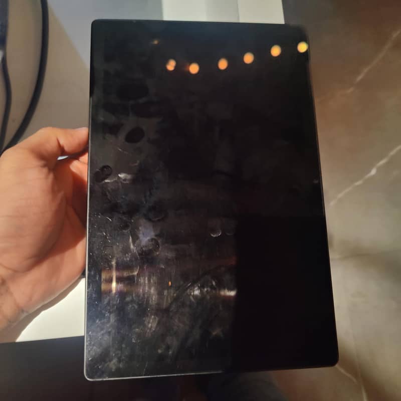 tab galaxy A8 0