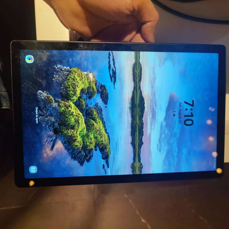 tab galaxy A8 1