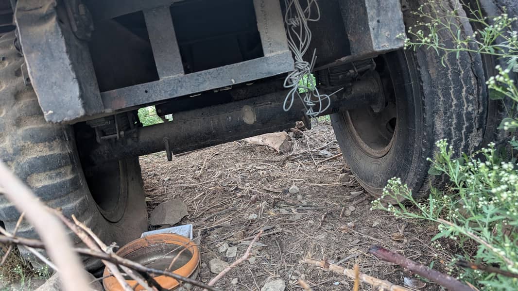 tractor trolley 1