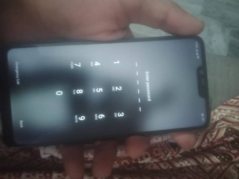 OPPO A3s 6