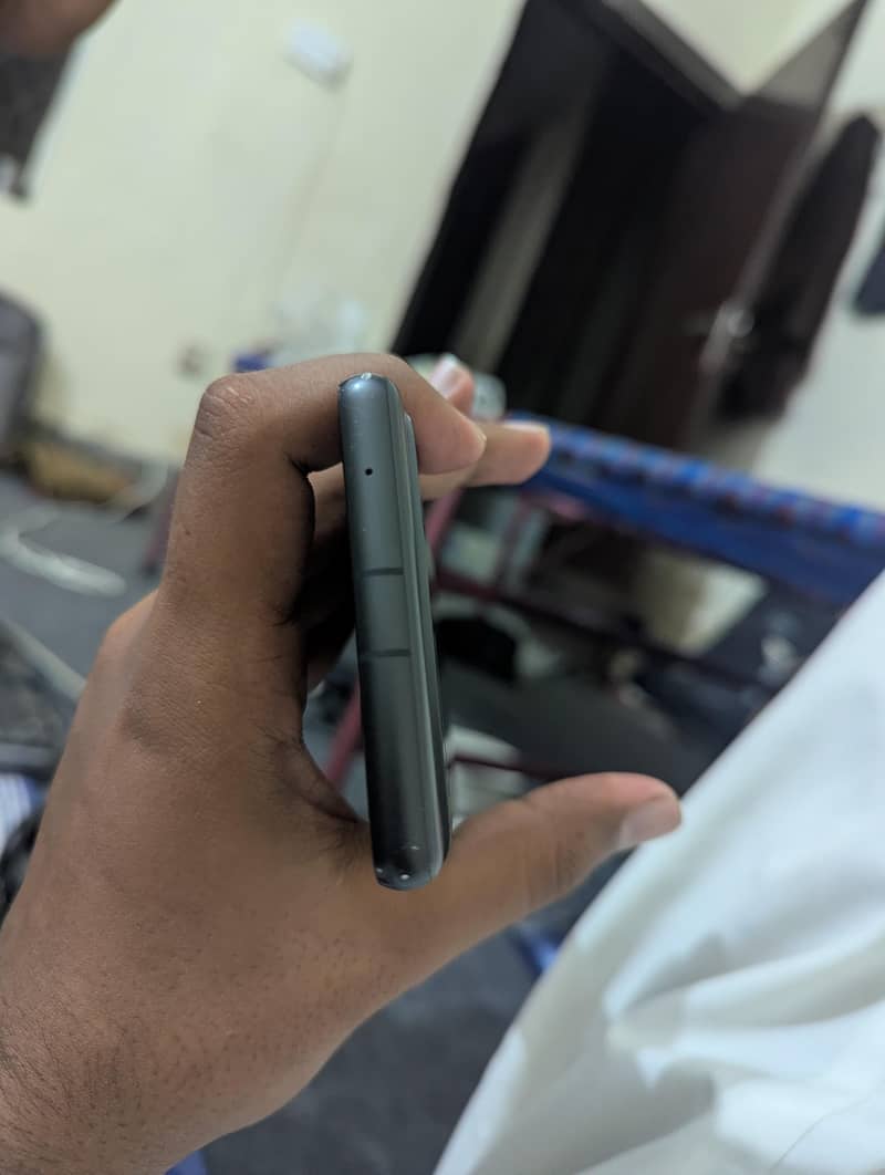 Google Pixel 7a 3