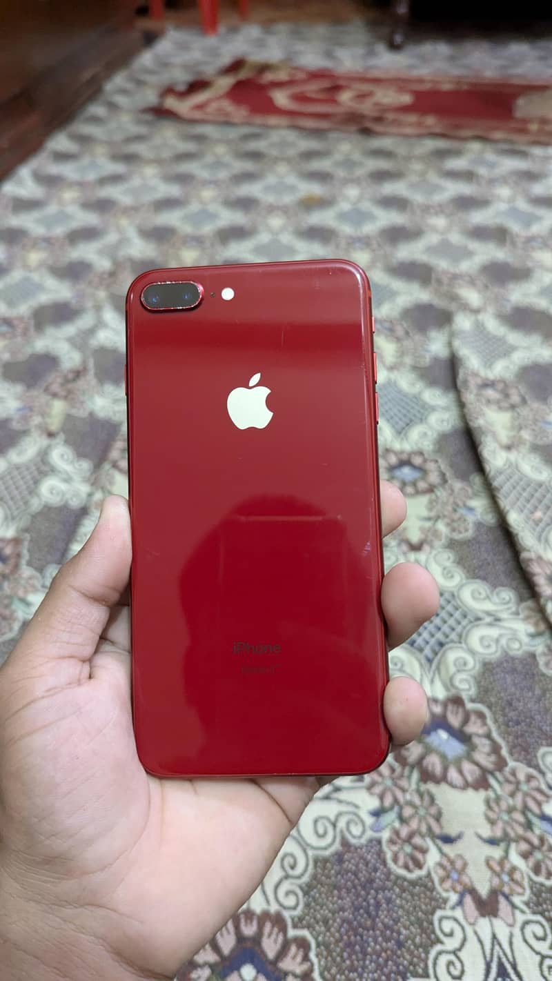 Apple iPhone 8 Plus 0