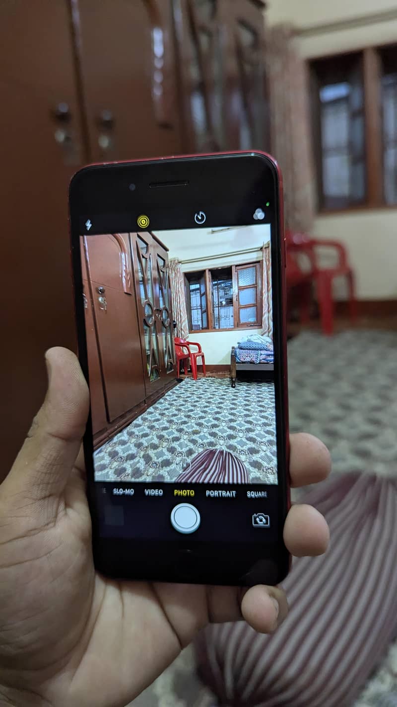 Apple iPhone 8 Plus 2