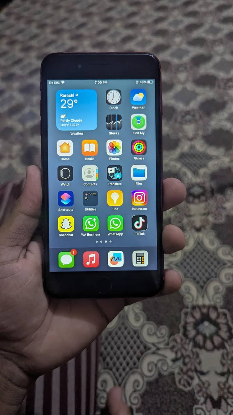 Apple iPhone 8 Plus 3