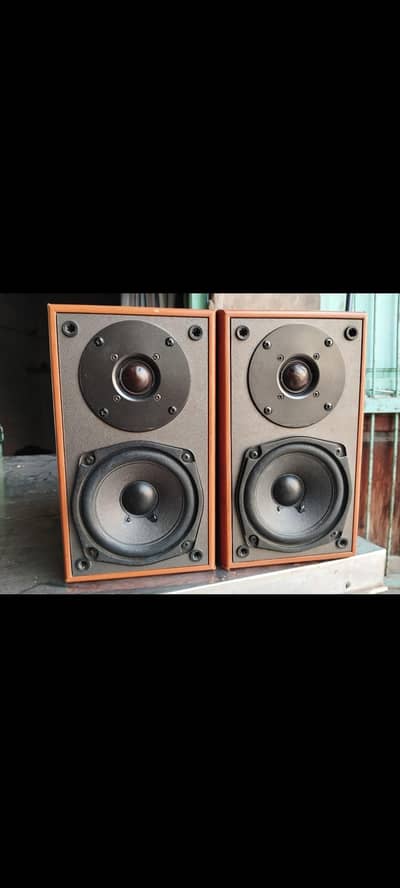 Onkyo Bookshelf Speaker