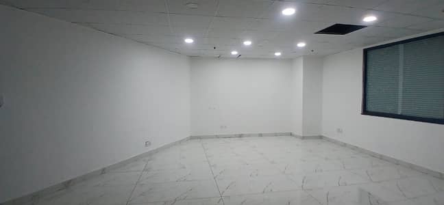 Exceptional Spaces Available Office 571 Square Feet For Rent In Main Boulevard Gulberg!