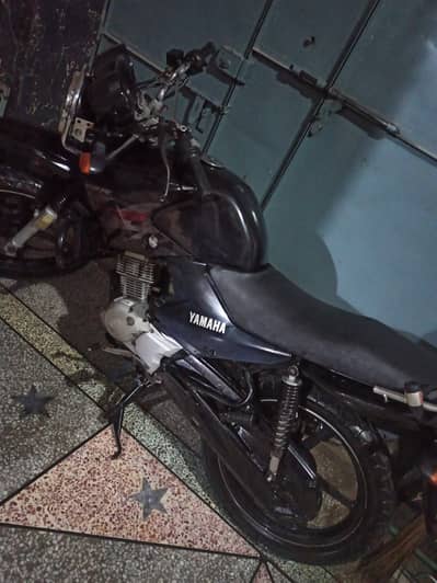 Yamaha YBR 125G 2015