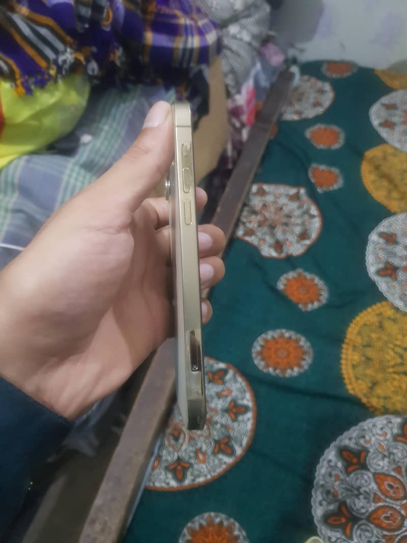 Apple iPhone 12 Pro 3