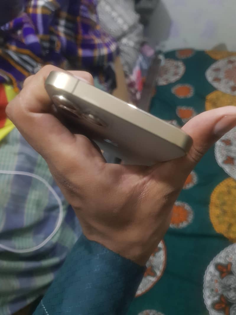 Apple iPhone 12 Pro 4
