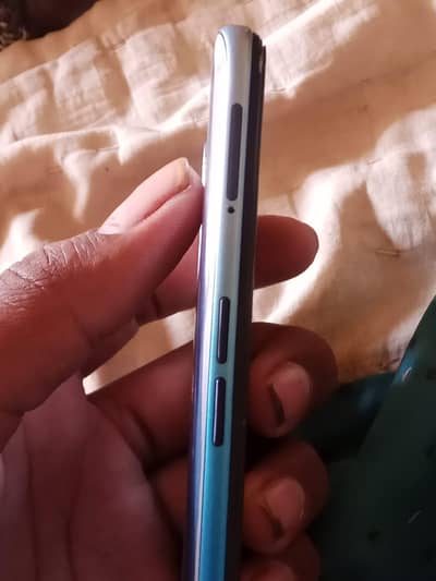 OPPO A53