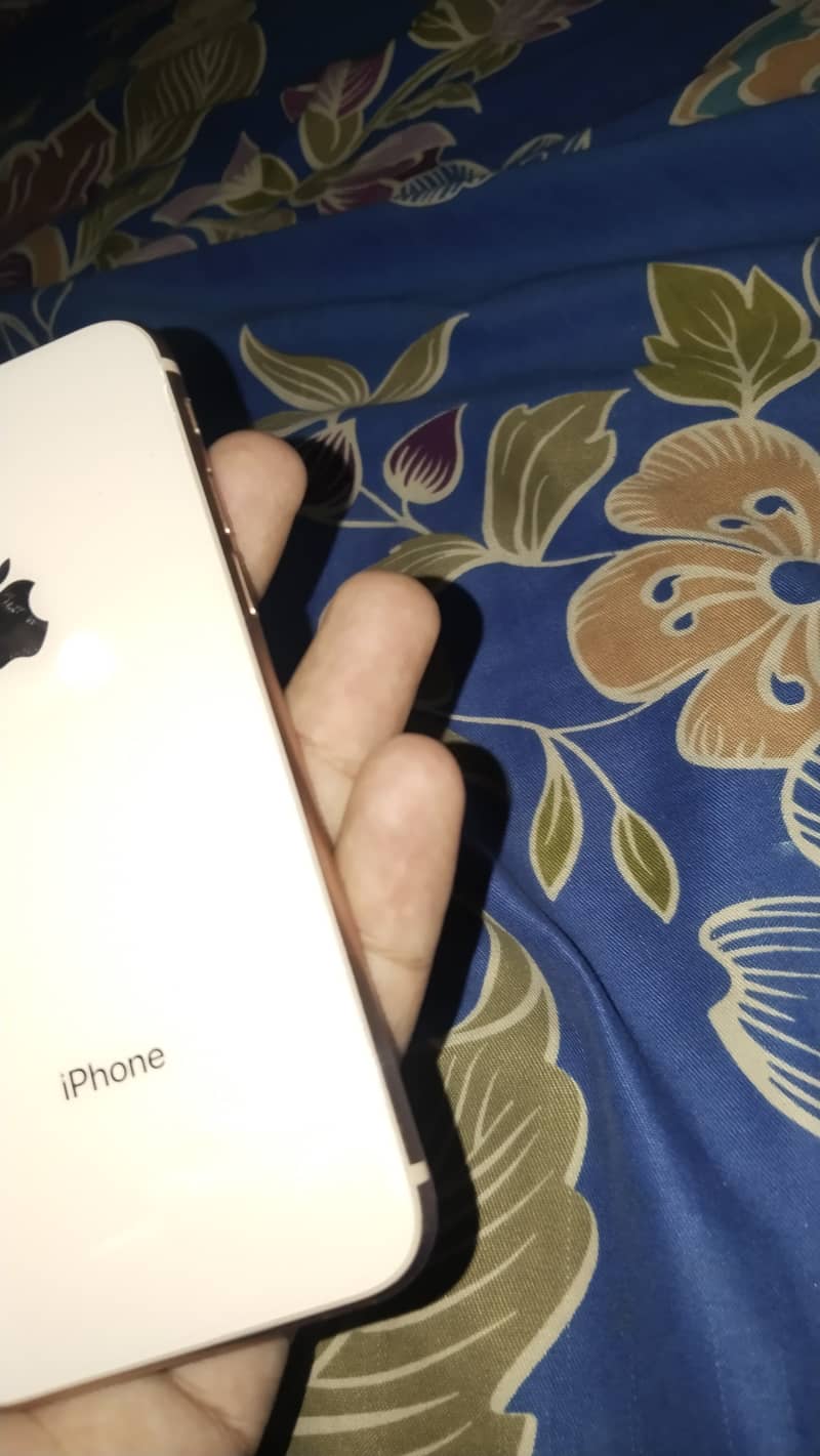 Apple iPhone 8 2
