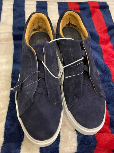 New men sneaker shoes size EU 43 Imported