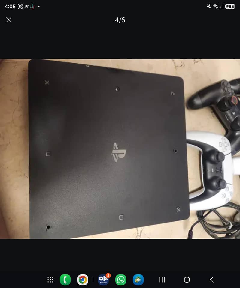 PS4 slim 1