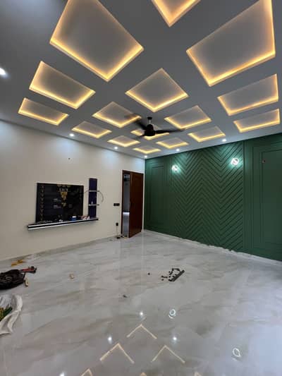 1 Kanal Ultra modern luxury Designer House for sale