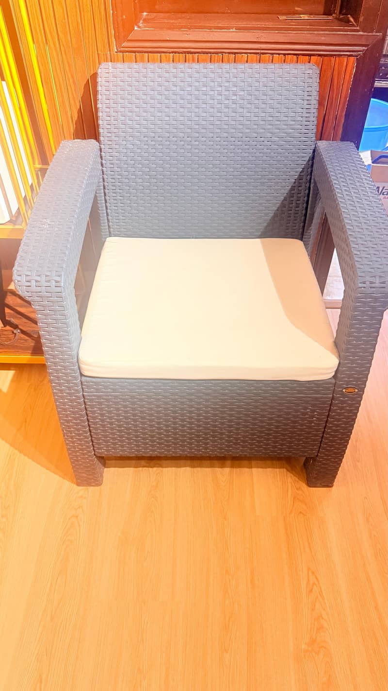Sofa set 10