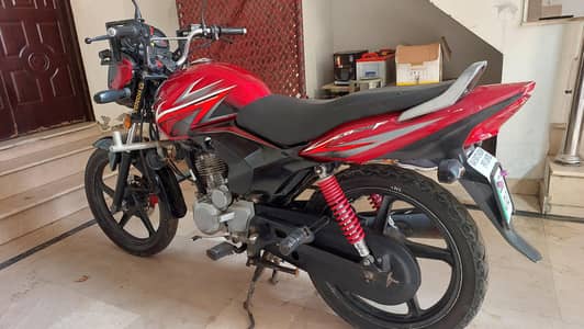 Honda CB125F