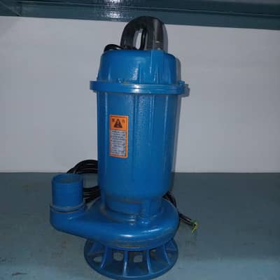 Submersible Water Pump, 1.5 HP Submersible Pump, 1.5 HP Water Pump, Si