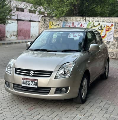 Suzuki Swift DLX 1.3 Navigation 2016. Totel Genuine.