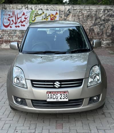 Suzuki Swift DLX 1.3 Navigation 2016. Totel Genuine.