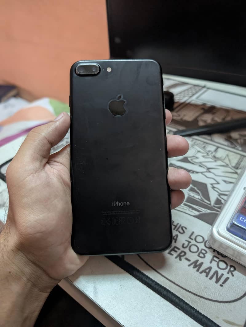 Apple iPhone 7 Plus 0