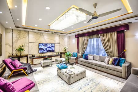 1 Kanal Spainish House Fully Furnished For Rent