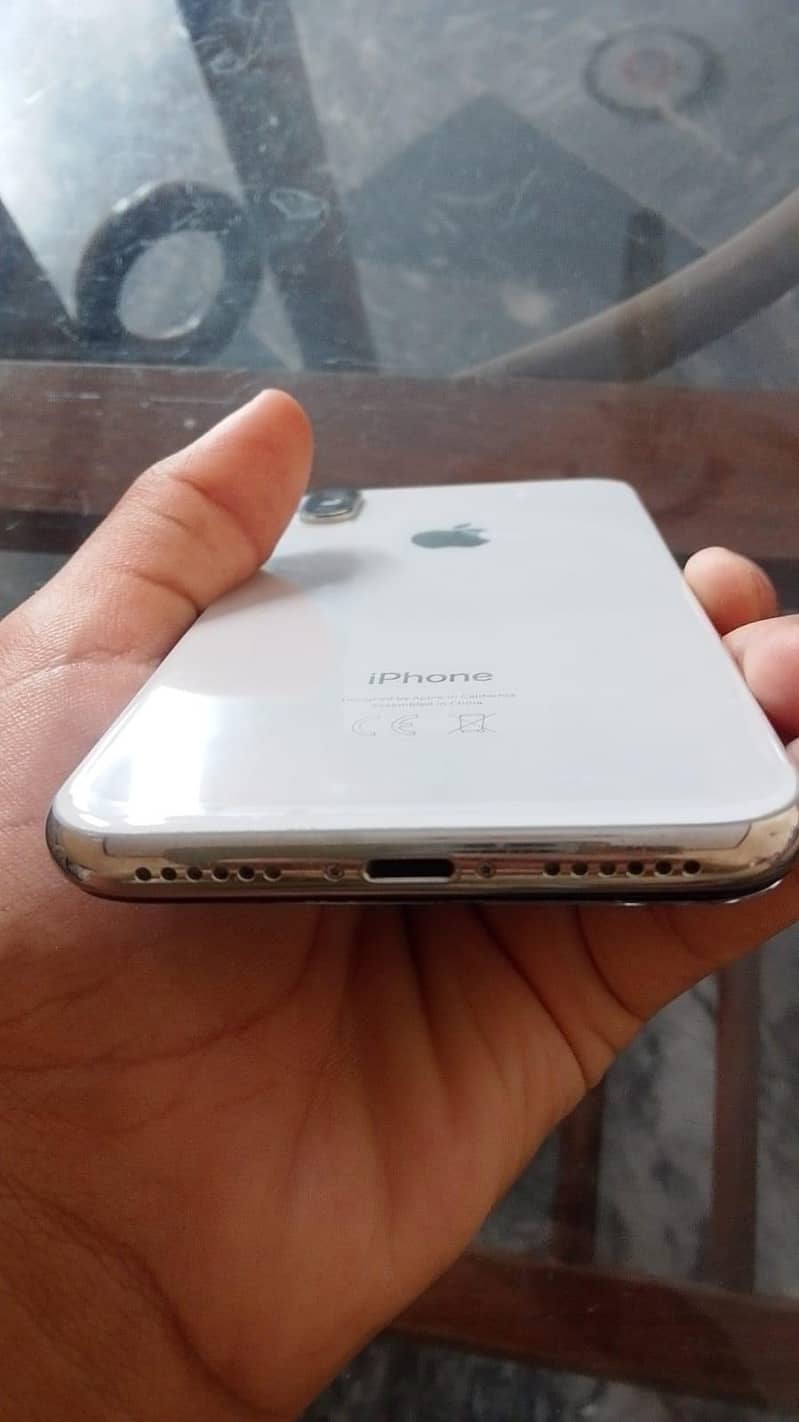 Apple iPhone X 1