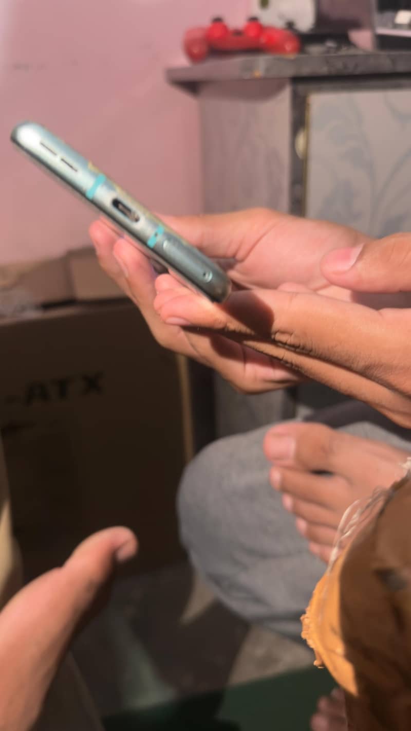 One Plus 8T 5