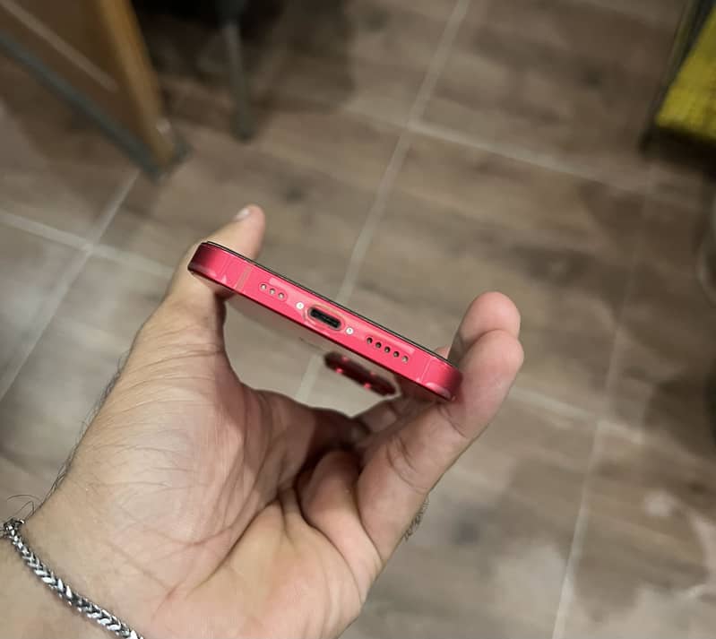 Apple iPhone 14 2