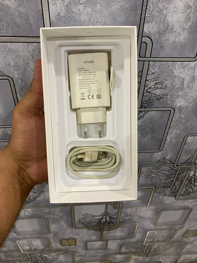 Vivo Y51