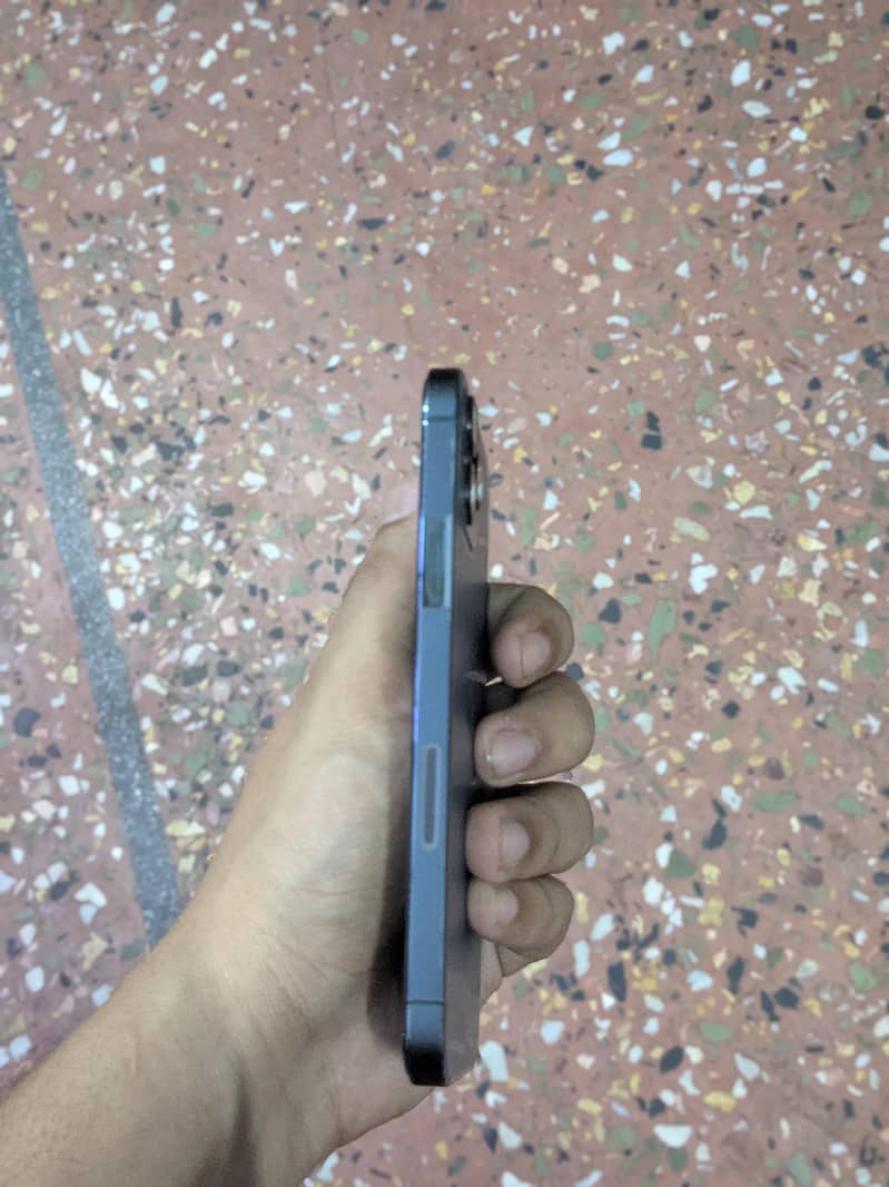 Apple iPhone 12 Pro 1