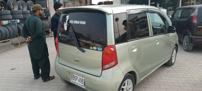 honda life g 2010
