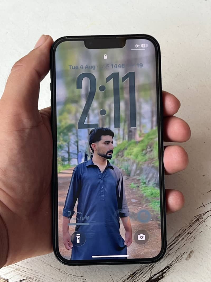 Apple iPhone 13 3