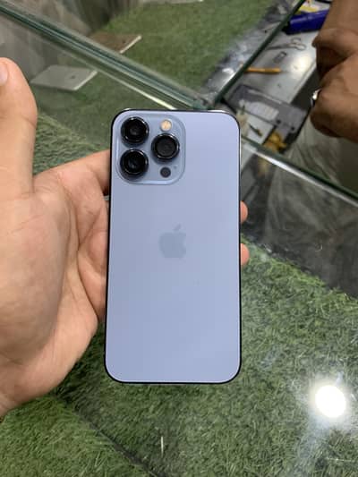 Apple iPhone 13 Pro