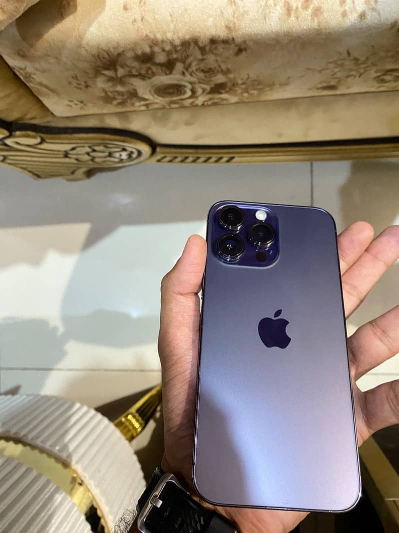 Apple iPhone 14 Pro Max 2