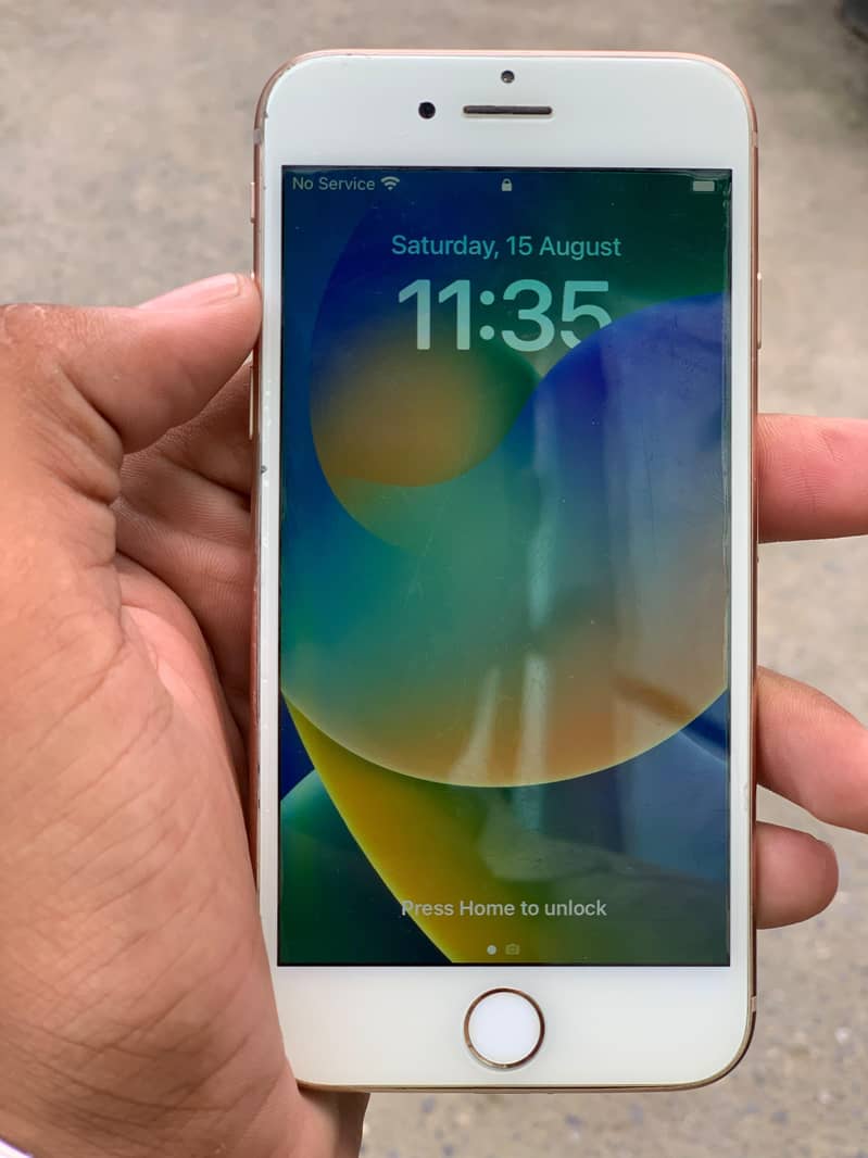 Apple iPhone 8 3