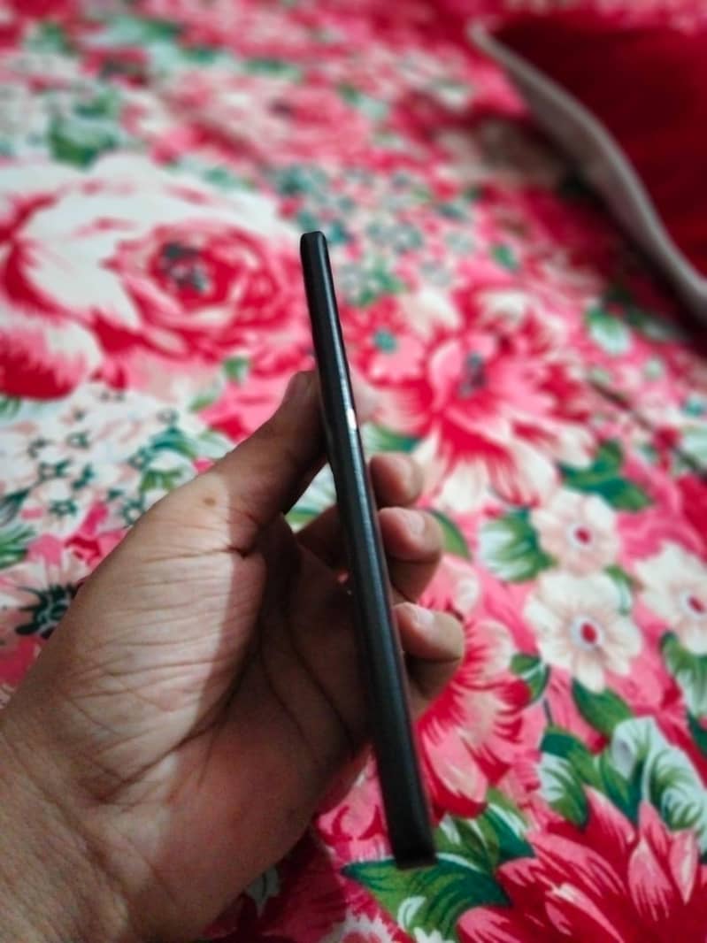 Xiaomi Redmi Note 13 Pro Plus 3