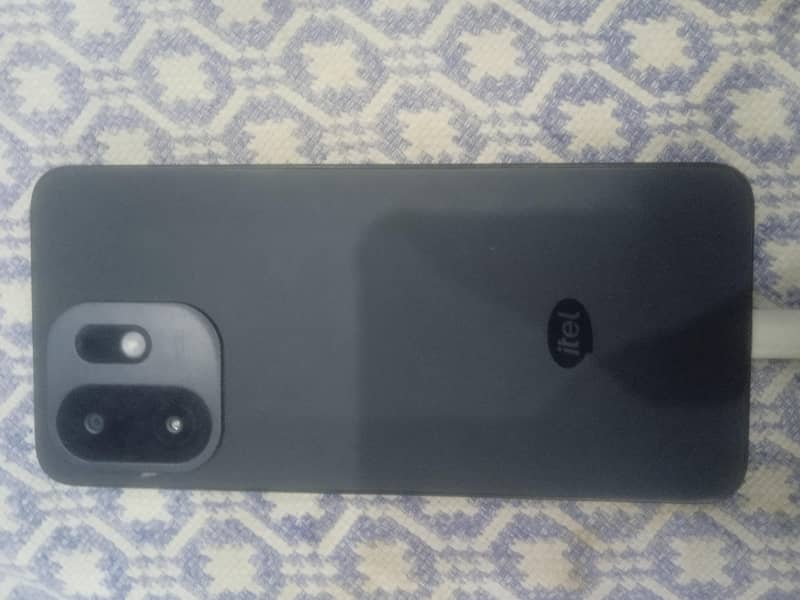 itel A 100c 1