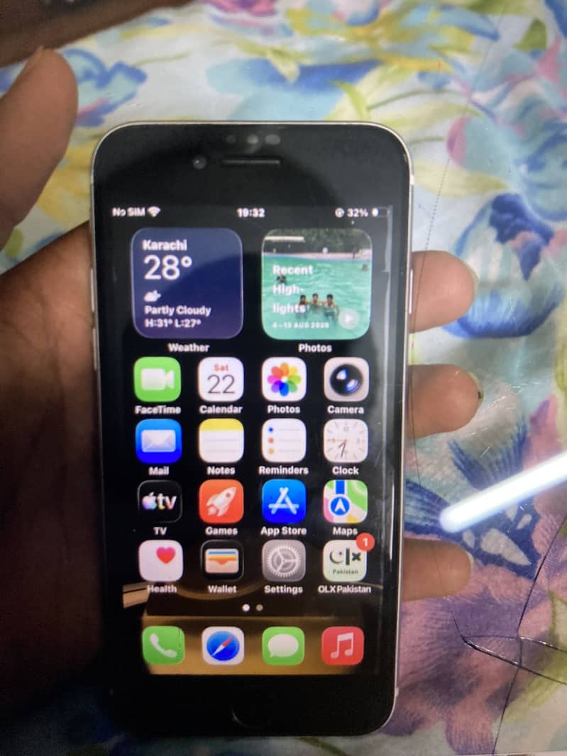 Apple iPhone SE 7