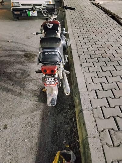 for sale. road prince bike condition is good. fuel average is good.