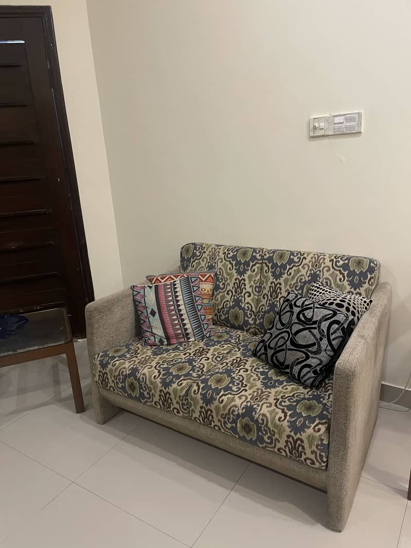 Ikat-Pattern 5-Seater Sofa Set 2