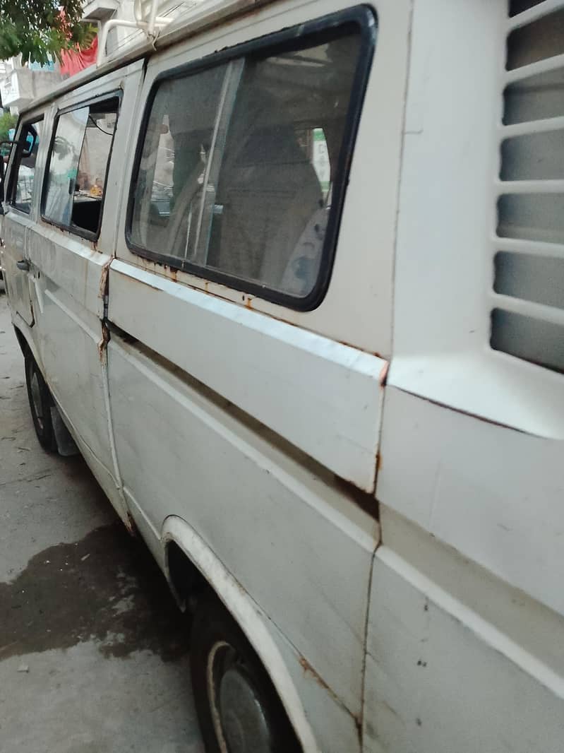 VW van 3