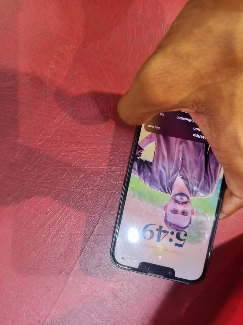 Apple iPhone 13 0