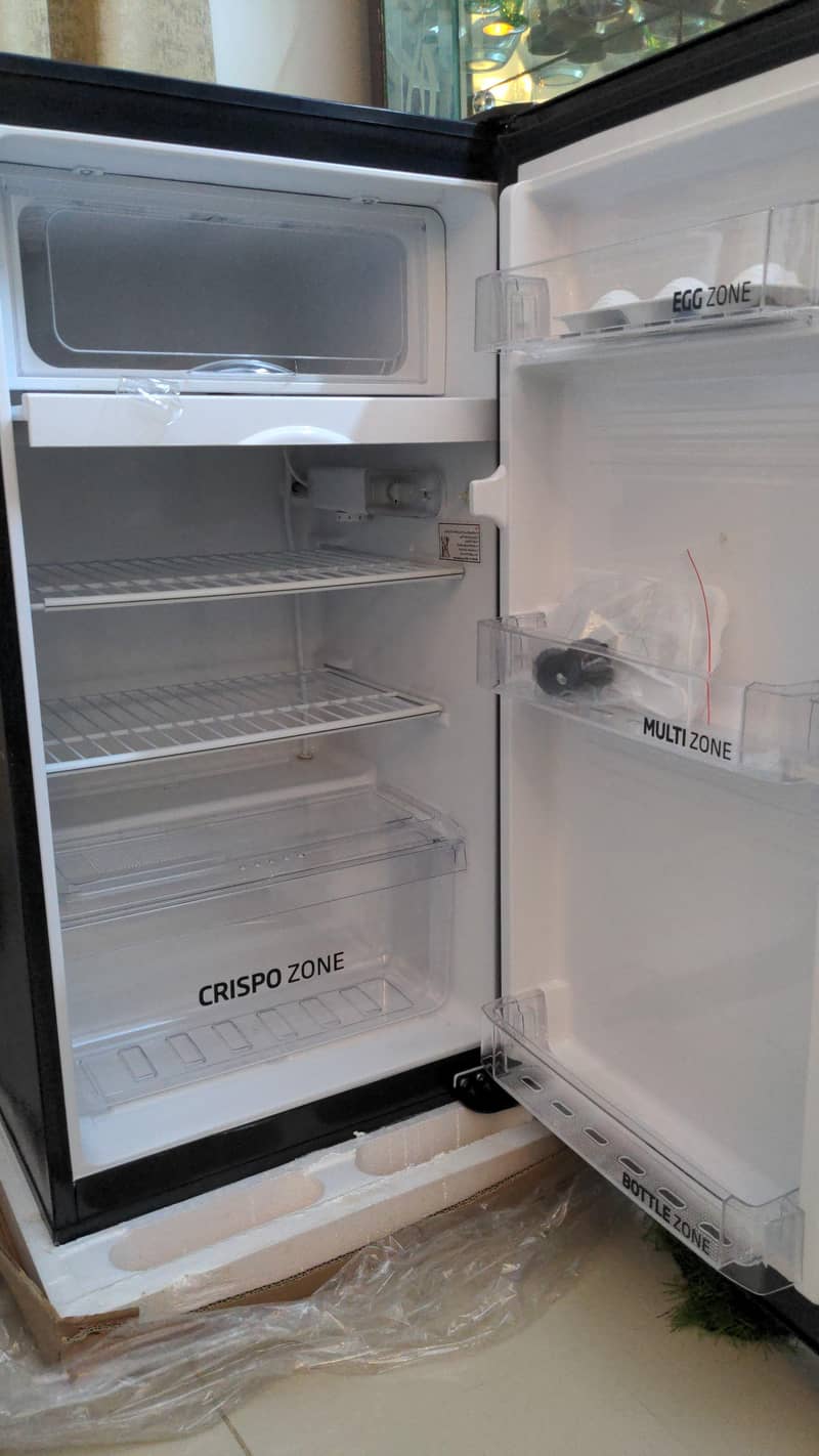 Refrigerator/fridge 1