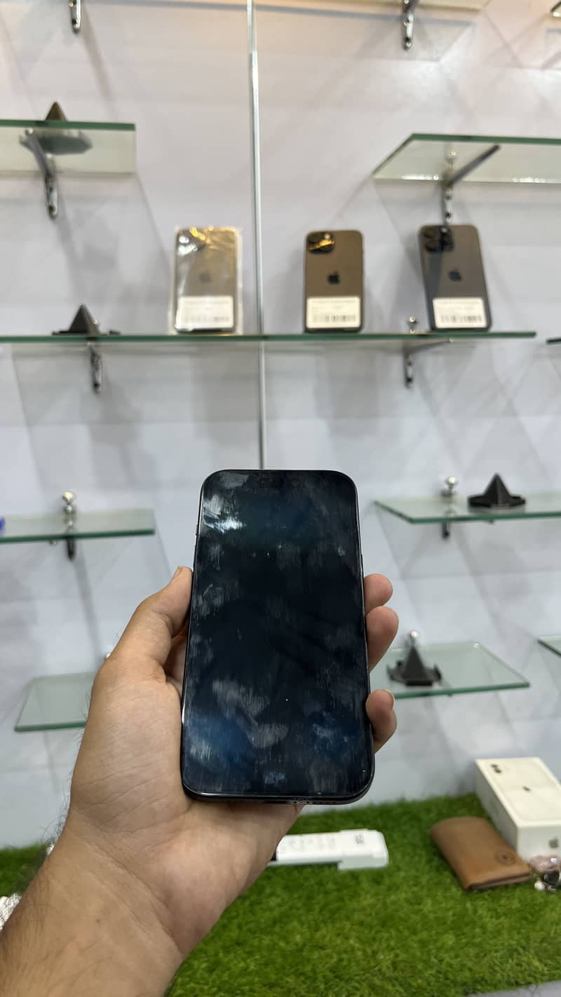Apple iPhone 15 2