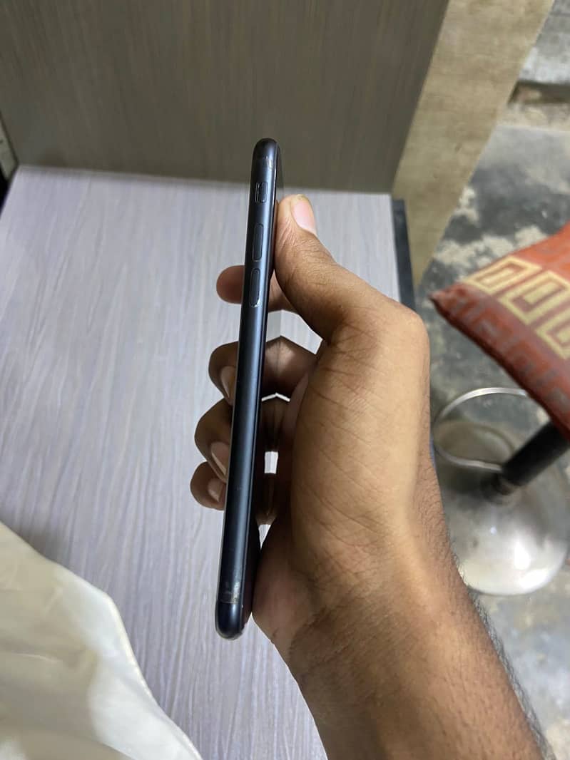 Apple iPhone SE 2