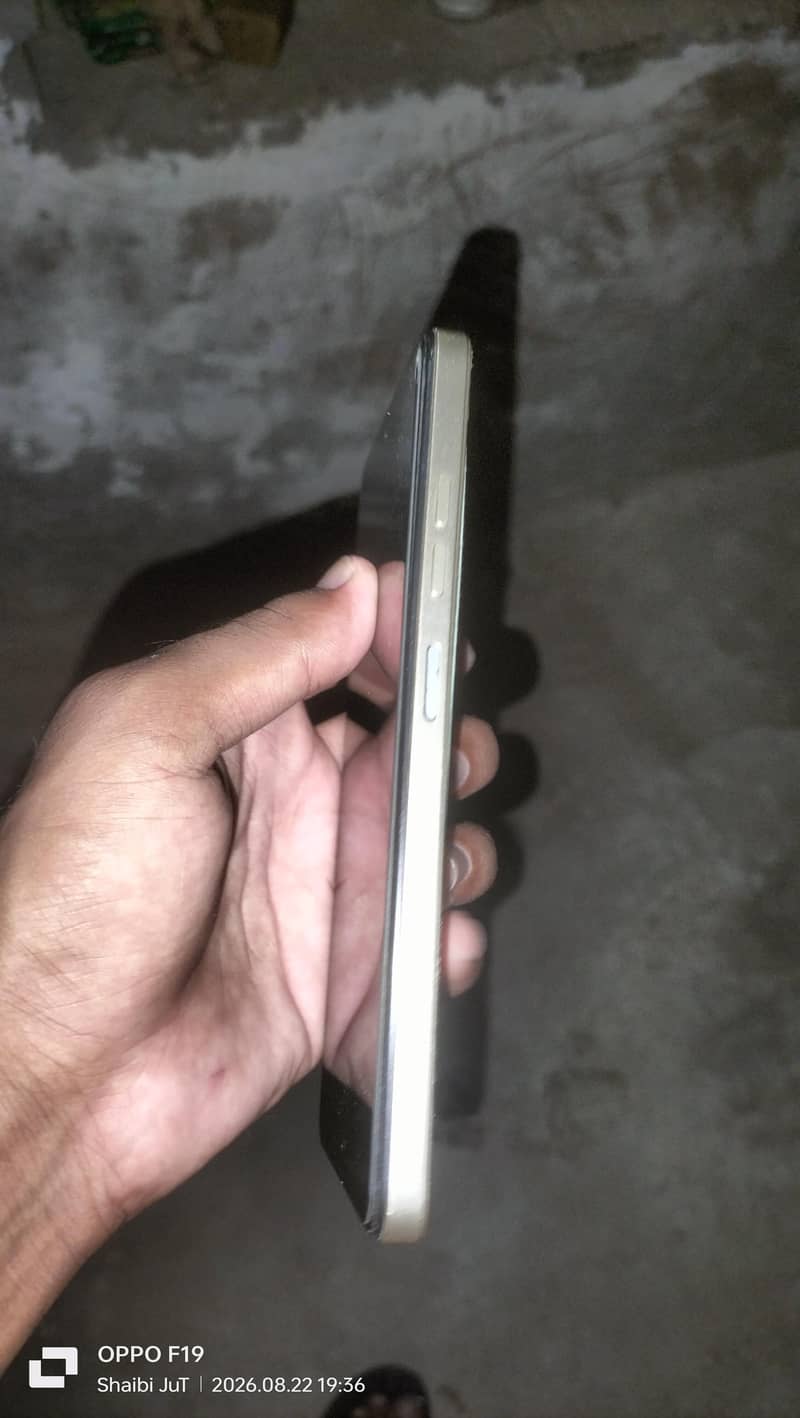 Tecno Spark 20C 4